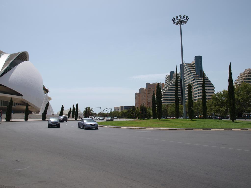 Apartup L'Umbracle Apartment Valencia Luaran gambar